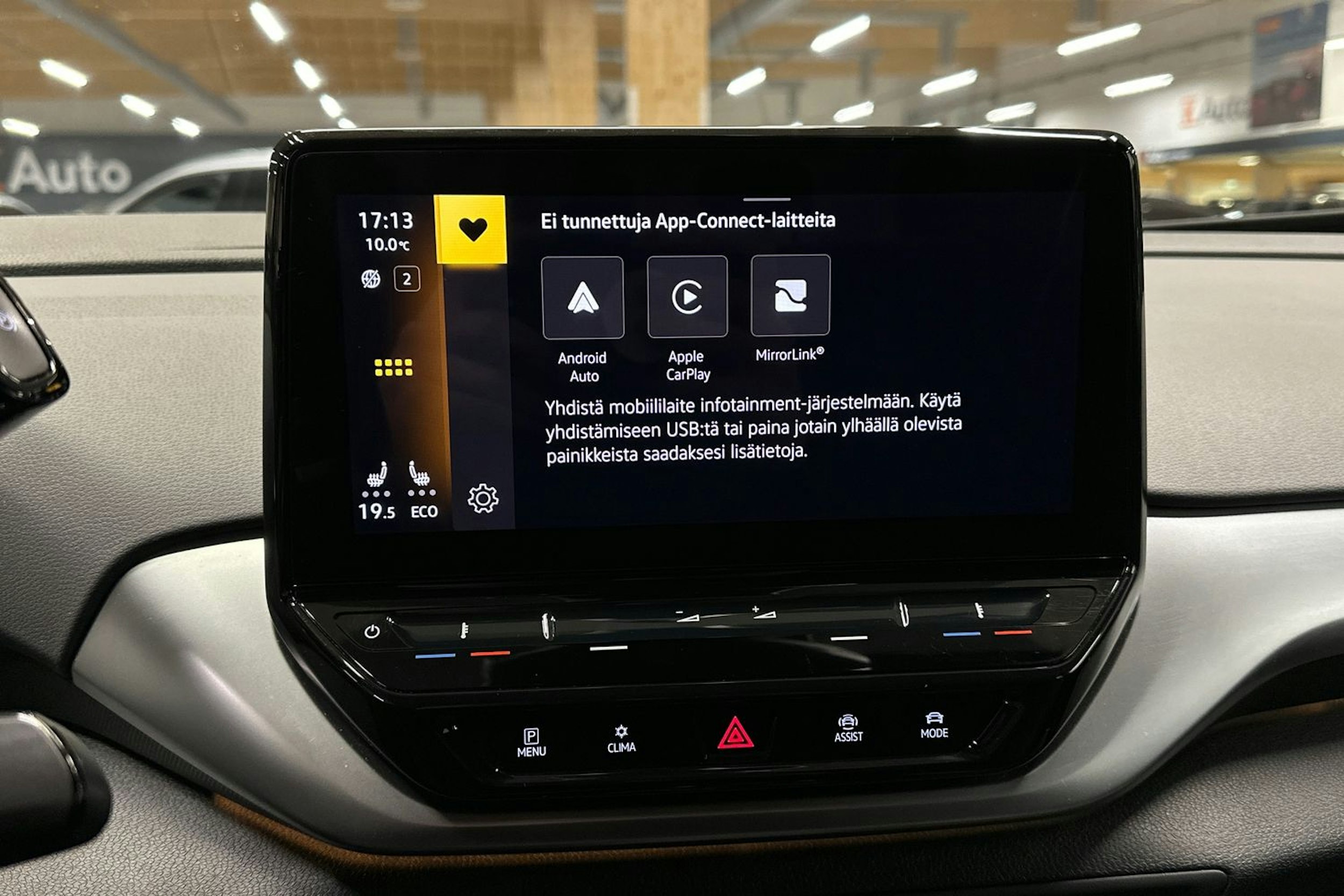 harmaa Volkswagen ID.4 2022 kuva 19.