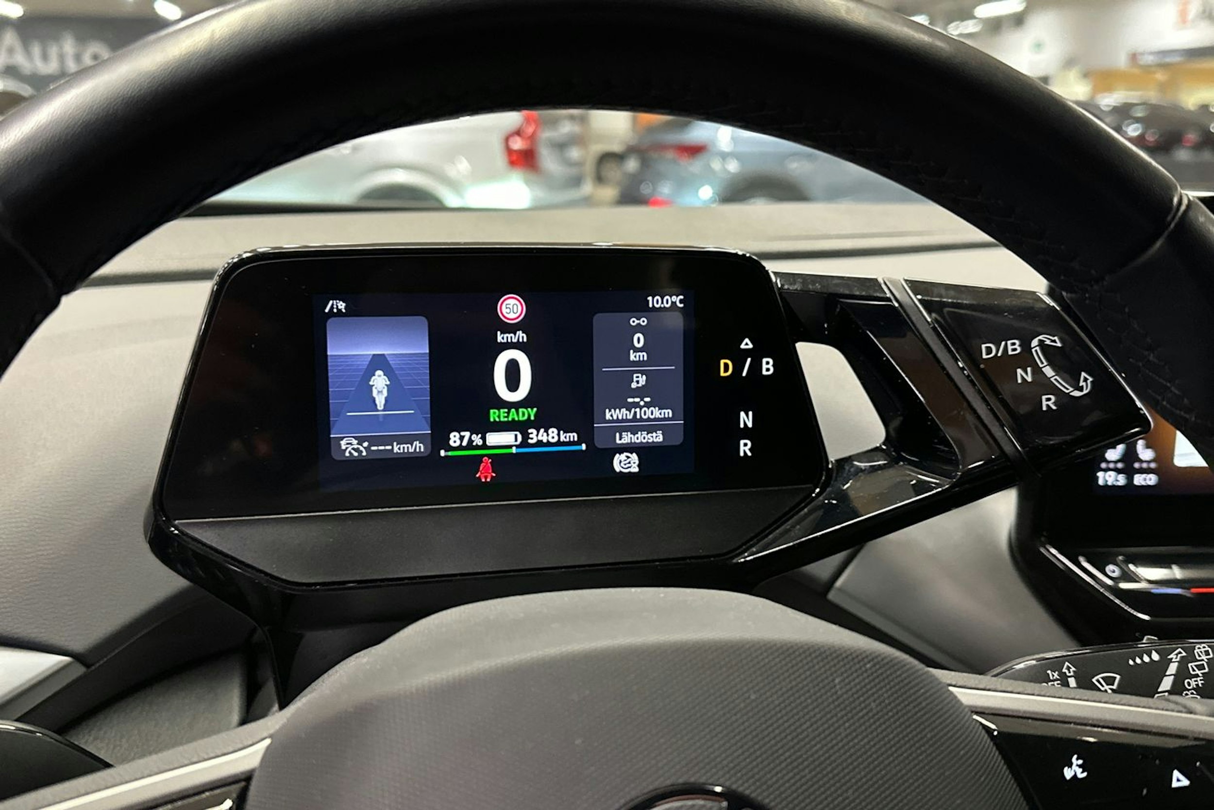 harmaa Volkswagen ID.4 2022 kuva 22.