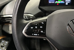 harmaa Volkswagen ID.4 2022 kuva 23.