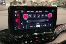 Valkoinen Volkswagen ID.4 2022 kuva 20.