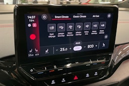 Valkoinen Volkswagen ID.4 2022 kuva 21.