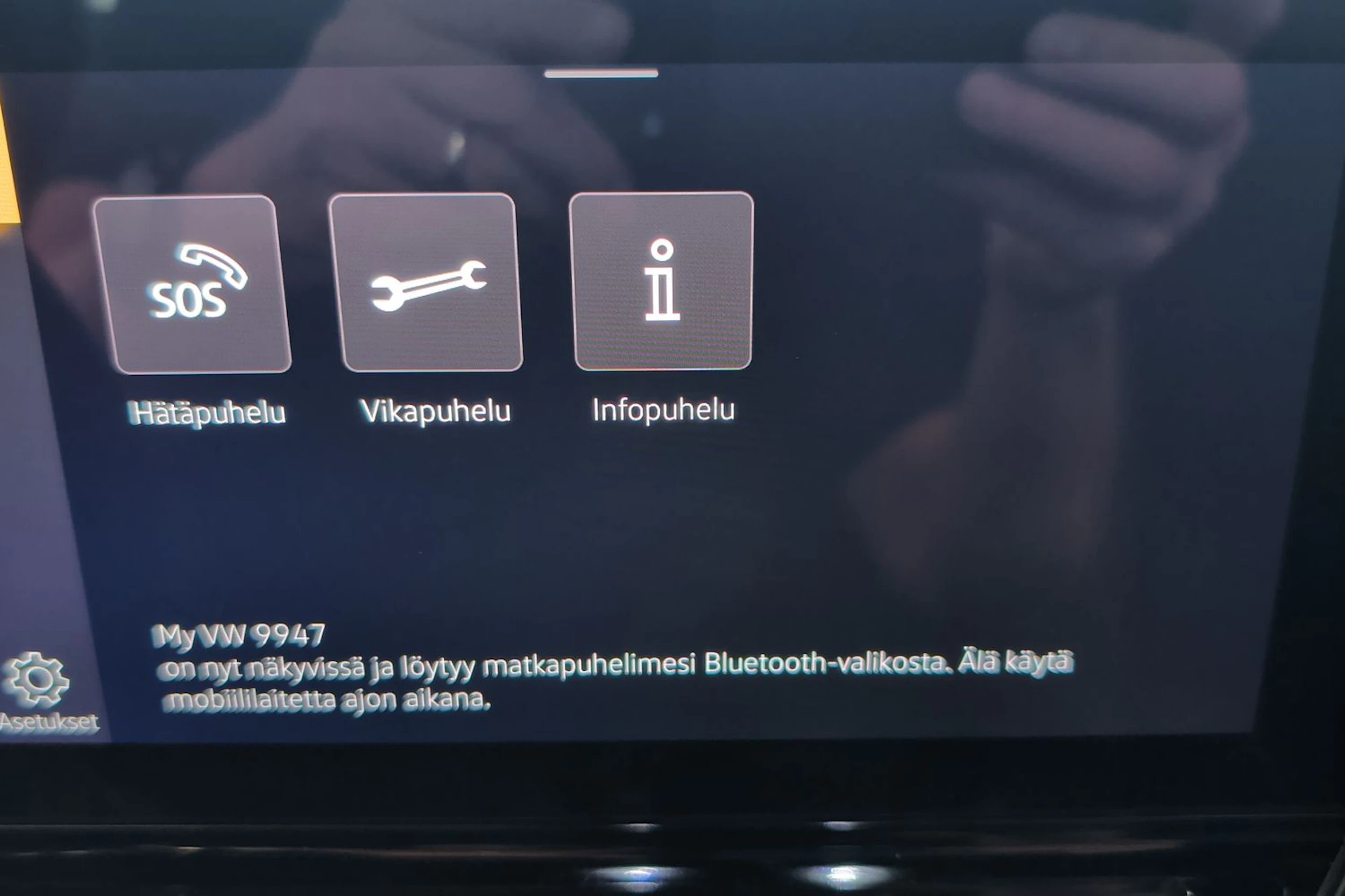 valkoinen Volkswagen ID.4 2022 kuva 23.