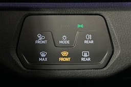 valkoinen Volkswagen ID.4 2022 kuva 13.
