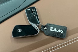 valkoinen Volkswagen ID.4 2022 kuva 30.