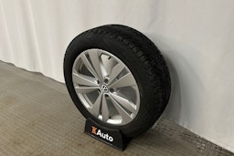 punainen Volkswagen ID.4 2022 kuva 13.