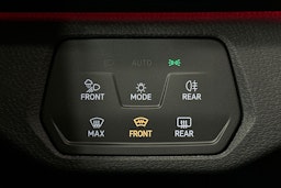 punainen Volkswagen ID.4 2022 kuva 21.