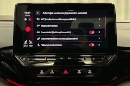 punainen Volkswagen ID.4 2022 kuva 26.