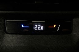 harmaa Volkswagen ID.4 2022 kuva 16.