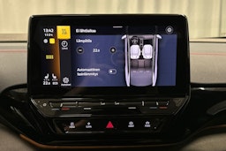 harmaa Volkswagen ID.4 2022 kuva 26.