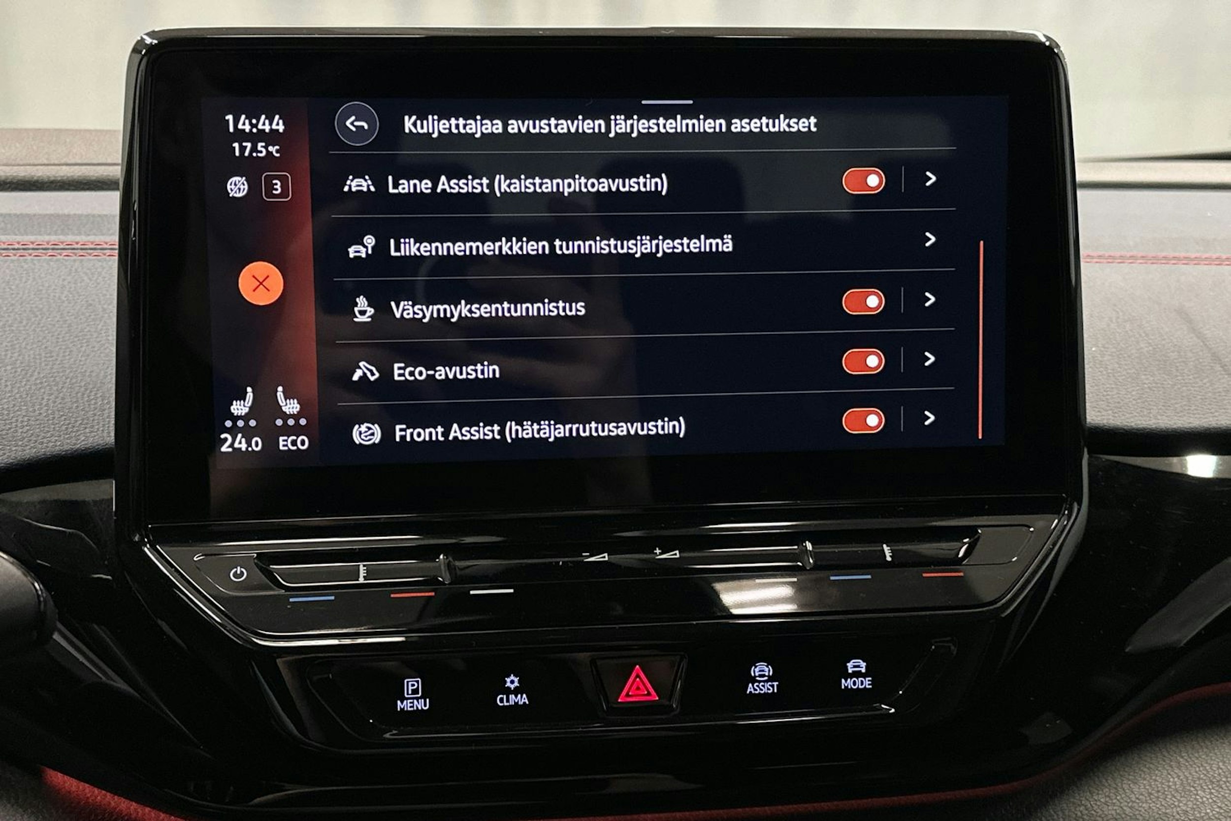 harmaa Volkswagen ID.4 2022 kuva 24.