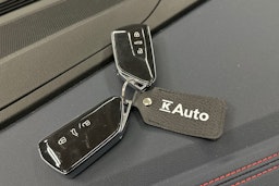 harmaa Volkswagen ID.4 2022 kuva 27.
