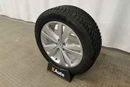 harmaa Volkswagen ID.4 2022 kuva 13.