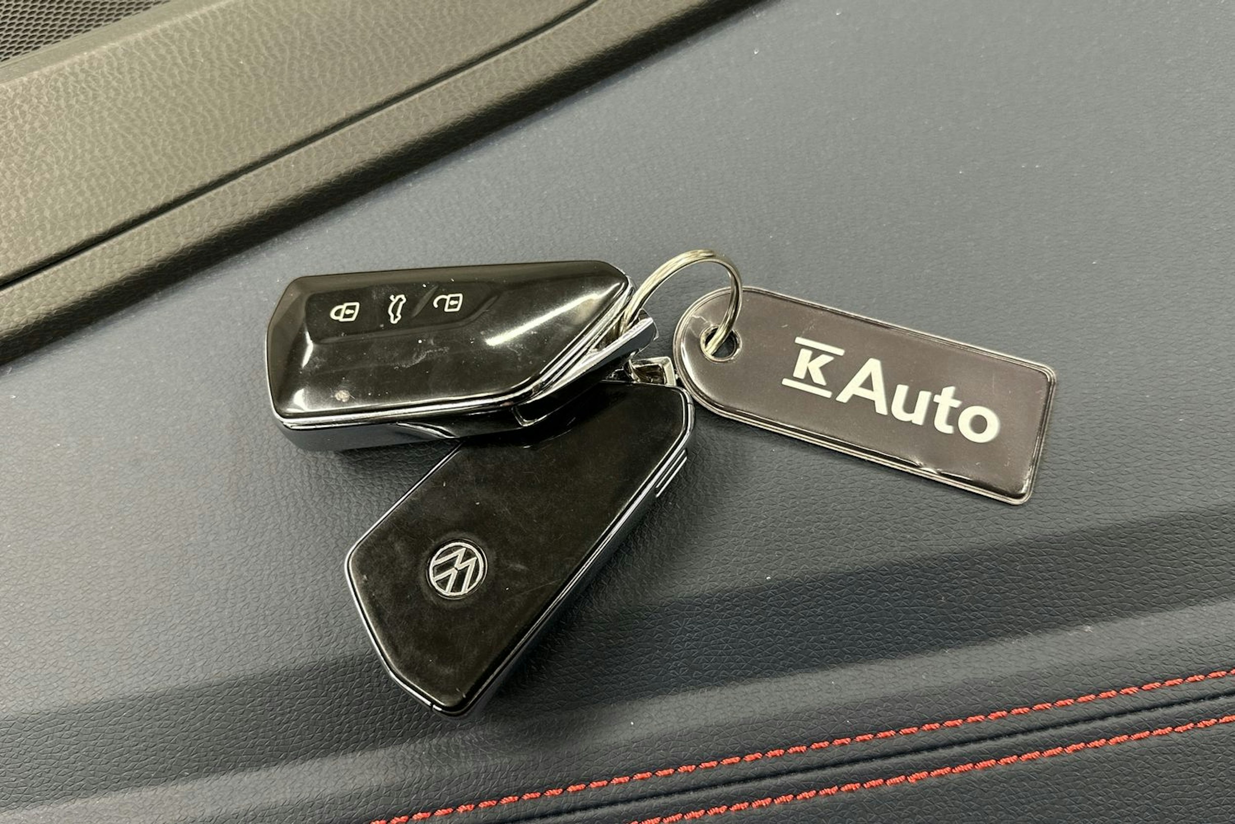 harmaa Volkswagen ID.4 2022 kuva 31.