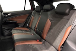 punainen Volkswagen ID.4 2022 kuva 10.