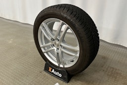 punainen Volkswagen ID.4 2022 kuva 13.
