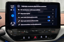 punainen Volkswagen ID.4 2022 kuva 28.