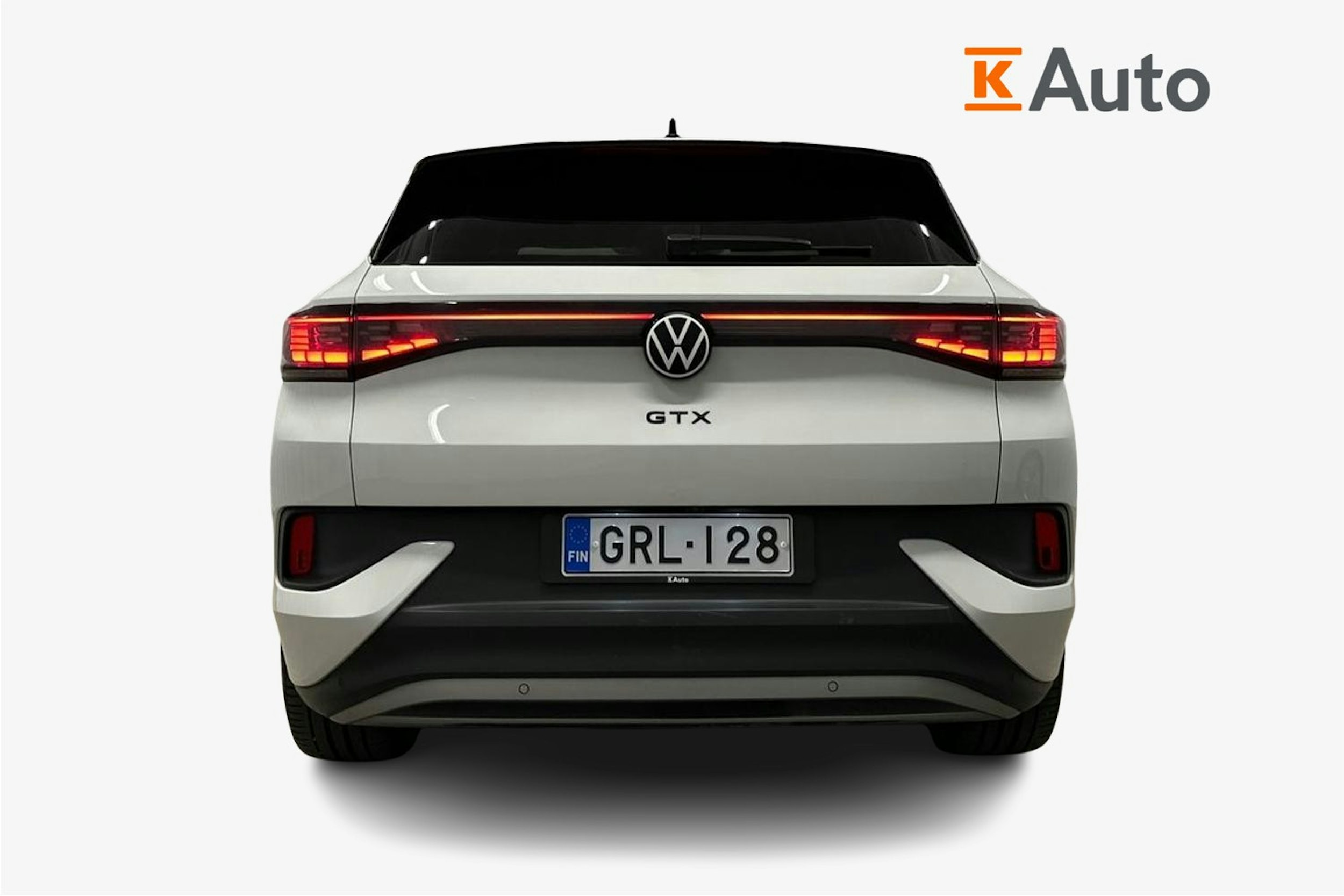 valkoinen Volkswagen ID.4 2022 kuva 3.
