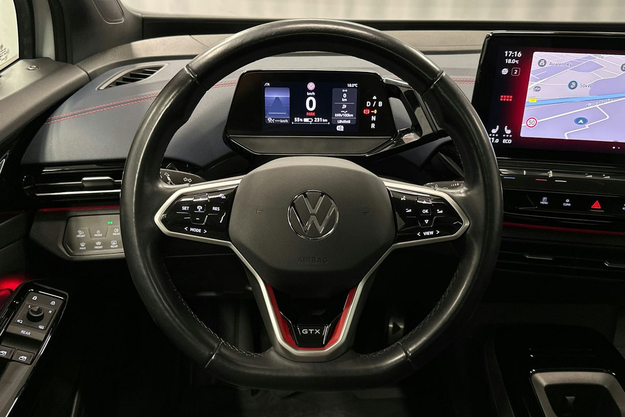 valkoinen Volkswagen ID.4 2022 kuva 17.