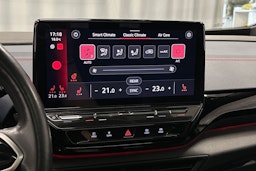 valkoinen Volkswagen ID.4 2022 kuva 27.