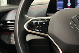 harmaa Volkswagen ID.4 2022 kuva 17.