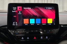 valkoinen Volkswagen ID.4 2022 kuva 21.