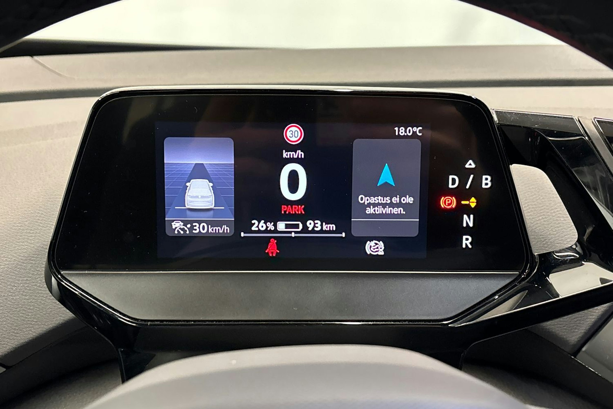 Valkoinen Volkswagen ID.4 2022 kuva 21.