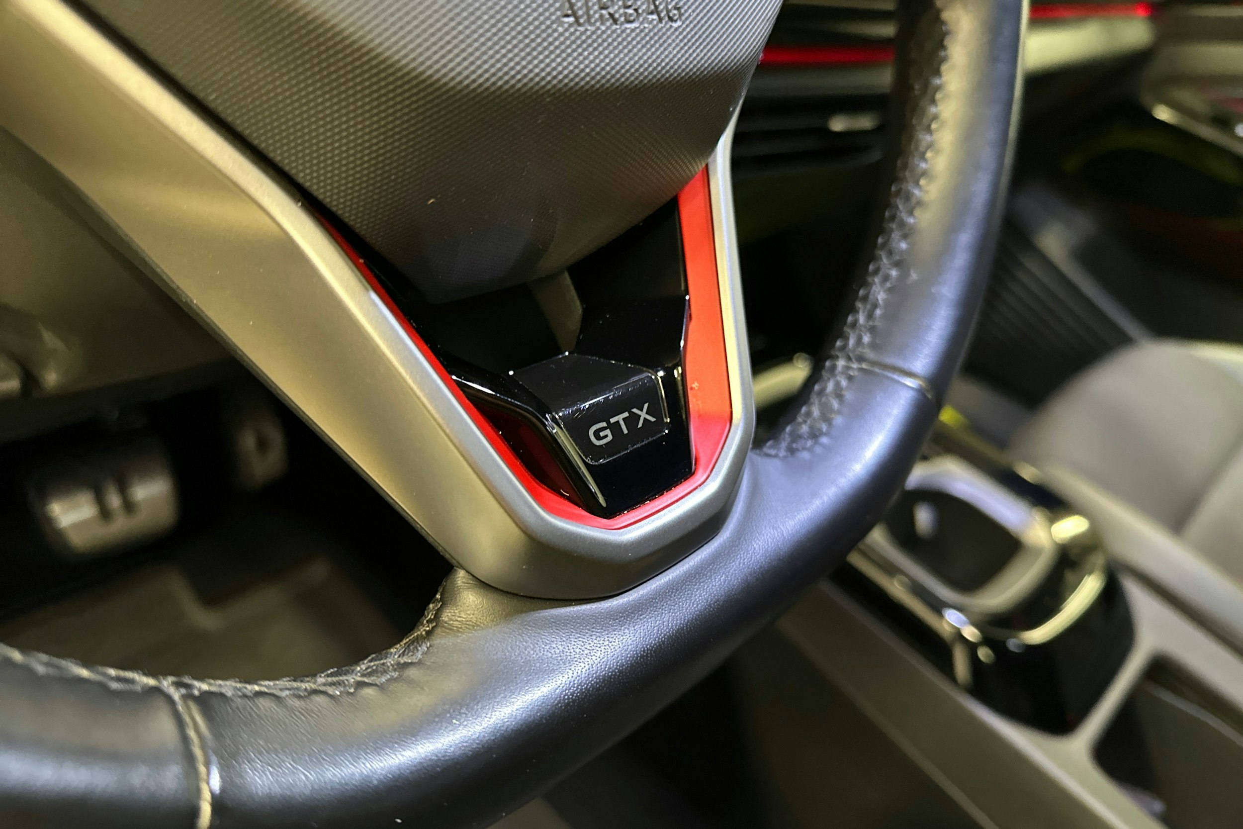 hopea Volkswagen ID.4 2022 kuva 14.