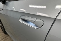 hopea Volkswagen ID.4 2022 kuva 20.