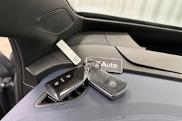 hopea Volkswagen ID.4 2022 kuva 21.