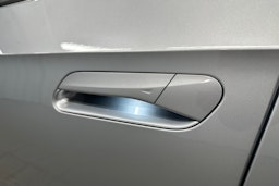 hopea Volkswagen ID.4 2022 kuva 25.