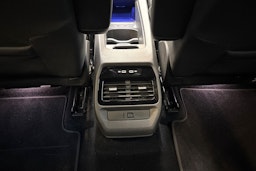 musta Volkswagen ID.4 2022 kuva 17.