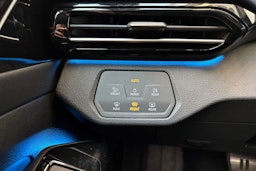musta Volkswagen ID.4 2022 kuva 18.