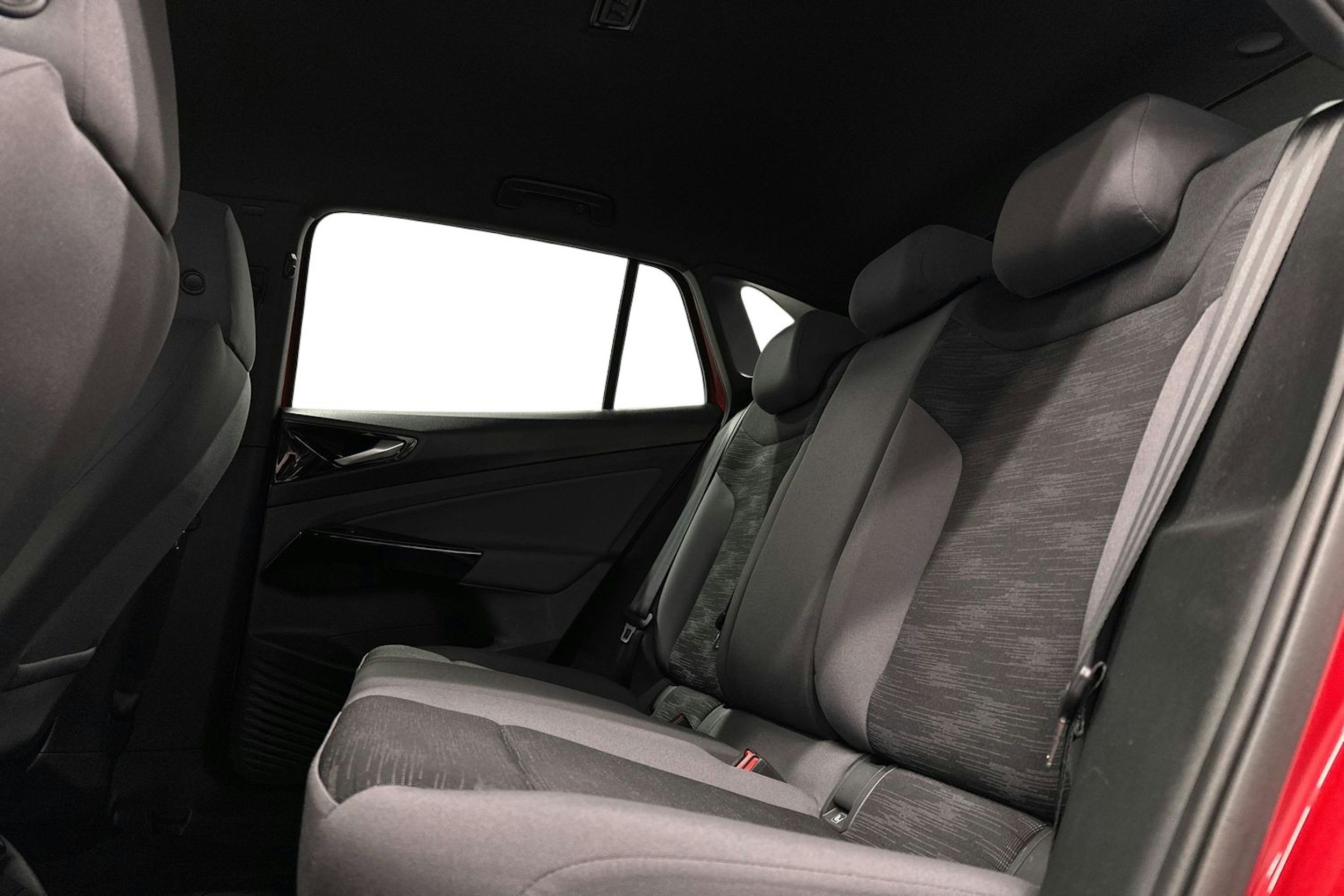 punainen Volkswagen ID.4 2022 kuva 10.