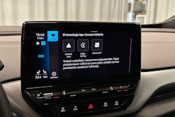 punainen Volkswagen ID.4 2022 kuva 28.