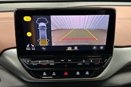 punainen Volkswagen ID.4 2022 kuva 29.