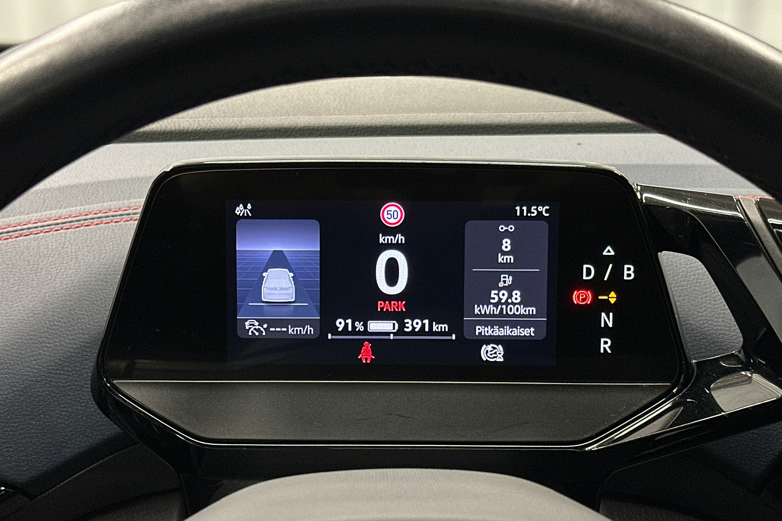 valkoinen Volkswagen ID.4 2022 kuva 21.