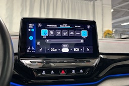 valkoinen Volkswagen ID.4 2022 kuva 28.