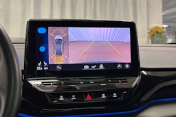 valkoinen Volkswagen ID.4 2022 kuva 32.