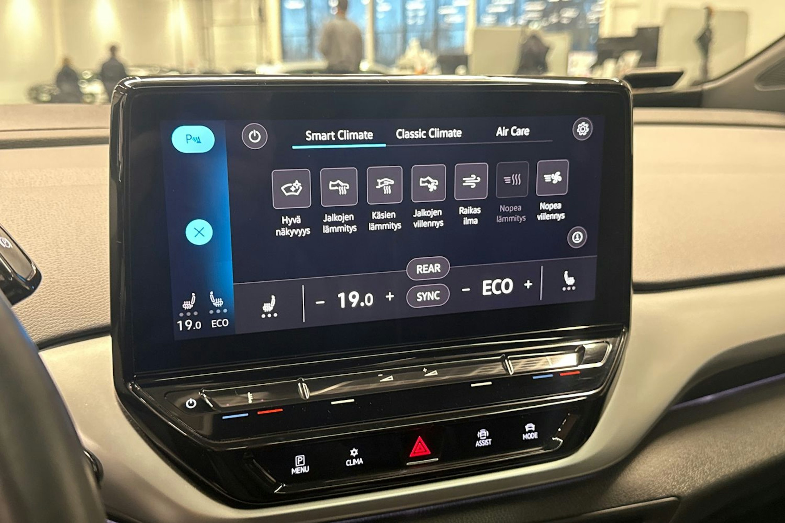 musta Volkswagen ID.4 2022 kuva 22.