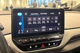 musta Volkswagen ID.4 2022 kuva 22.