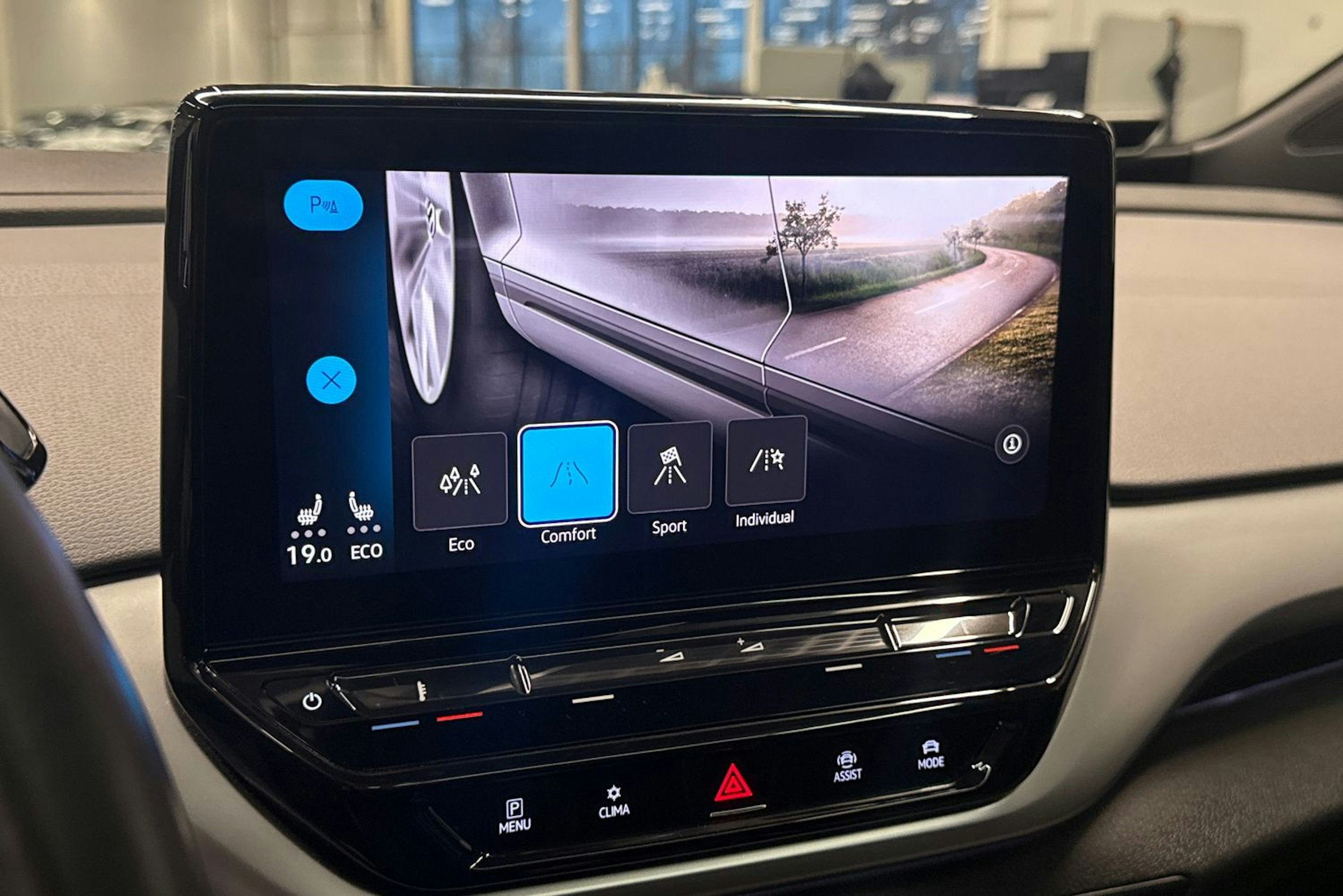 musta Volkswagen ID.4 2022 kuva 25.