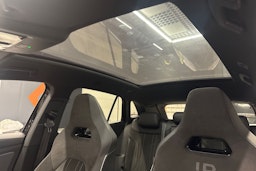 musta Volkswagen ID.4 2022 kuva 28.