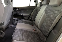 valkoinen Volkswagen ID.4 2022 kuva 8.