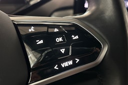 valkoinen Volkswagen ID.4 2022 kuva 17.