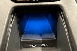 valkoinen Volkswagen ID.4 2022 kuva 19.