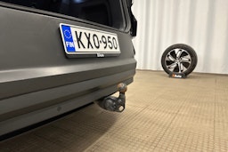 musta Volkswagen ID.4 2022 kuva 27.