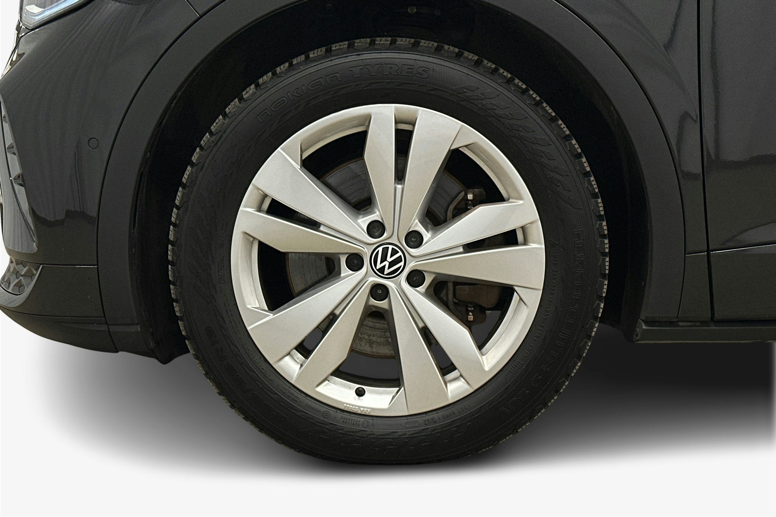 harmaa Volkswagen ID.4 2022 kuva 11.