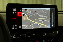 valkoinen Volkswagen ID.4 2022 kuva 21.
