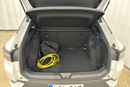 valkoinen Volkswagen ID.4 2022 kuva 13.