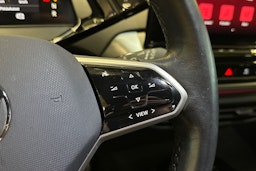 valkoinen Volkswagen ID.4 2023 kuva 21.